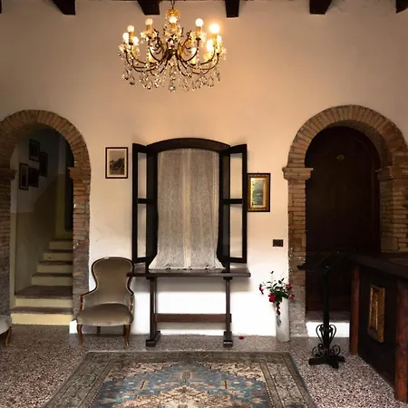 בית הארחה La Torre מרצבוטו