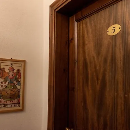 La Torre Πανσιόν *