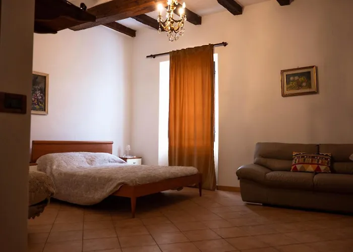 Konukevi La Torre Marzabotto