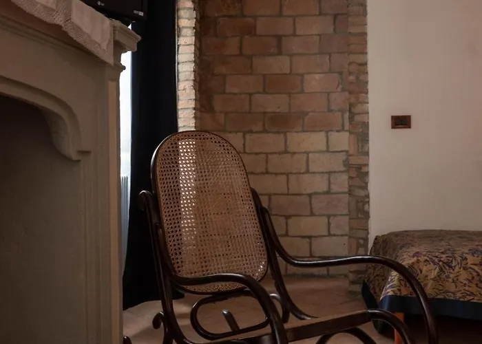 La Torre بيت ضيافة مارزابوتو